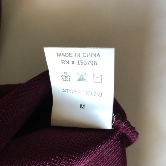 Women’s size medium Windsor wine color mini skirt - Picture 8 of 11